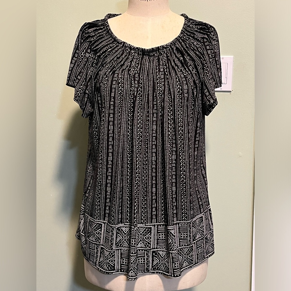 Style & Co flutter sleeve top women’s L